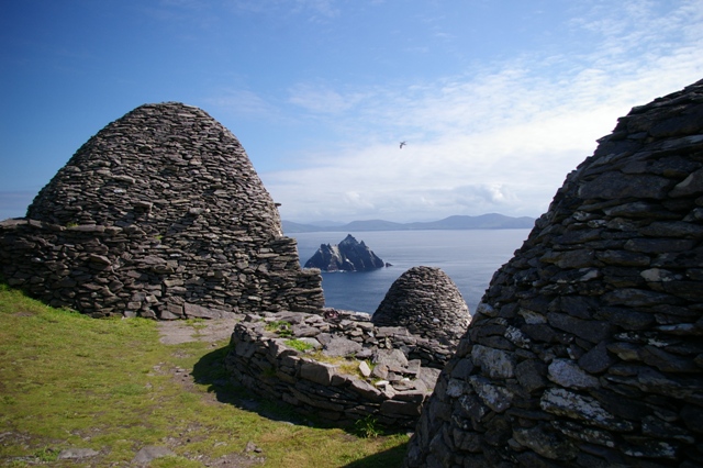 Beehive huts on UNESCO's Skellig Islands - photo wiki commons