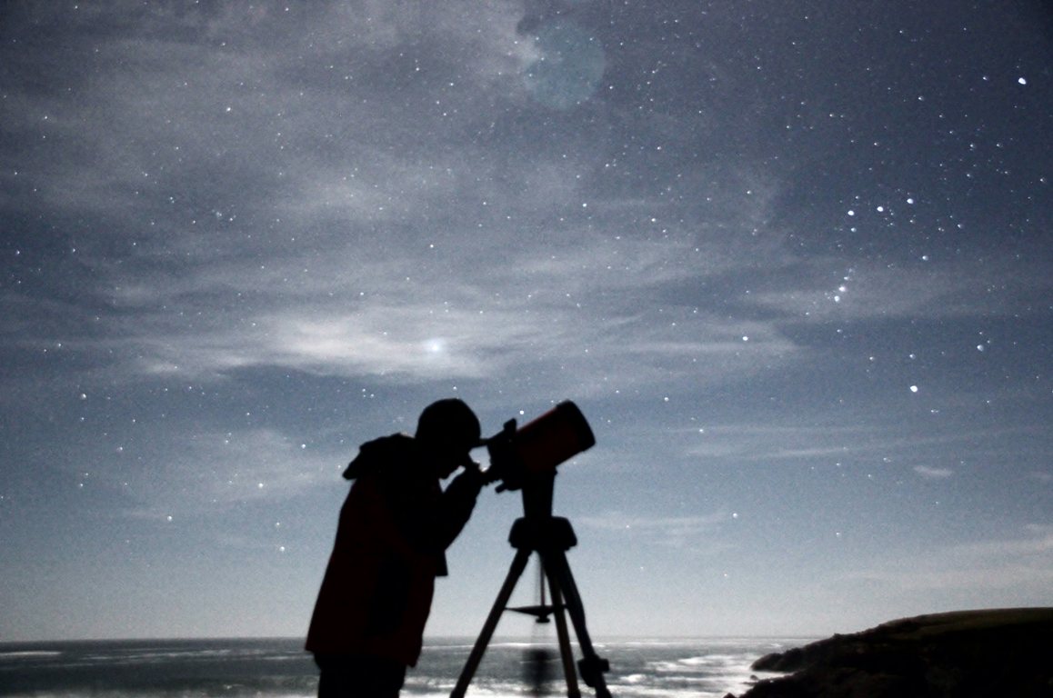 Looking through the telescope with the south kerry astronomy group